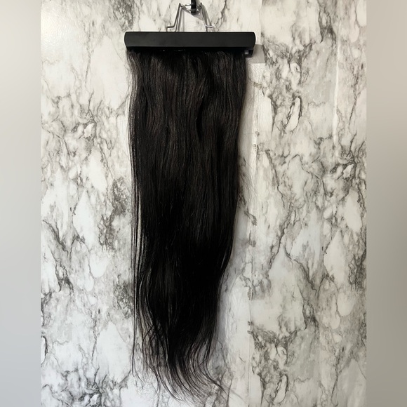 26 In Natural Black in Straight long Hair extensions Clip in Set 100% Human Hair - Picture 1 of 7